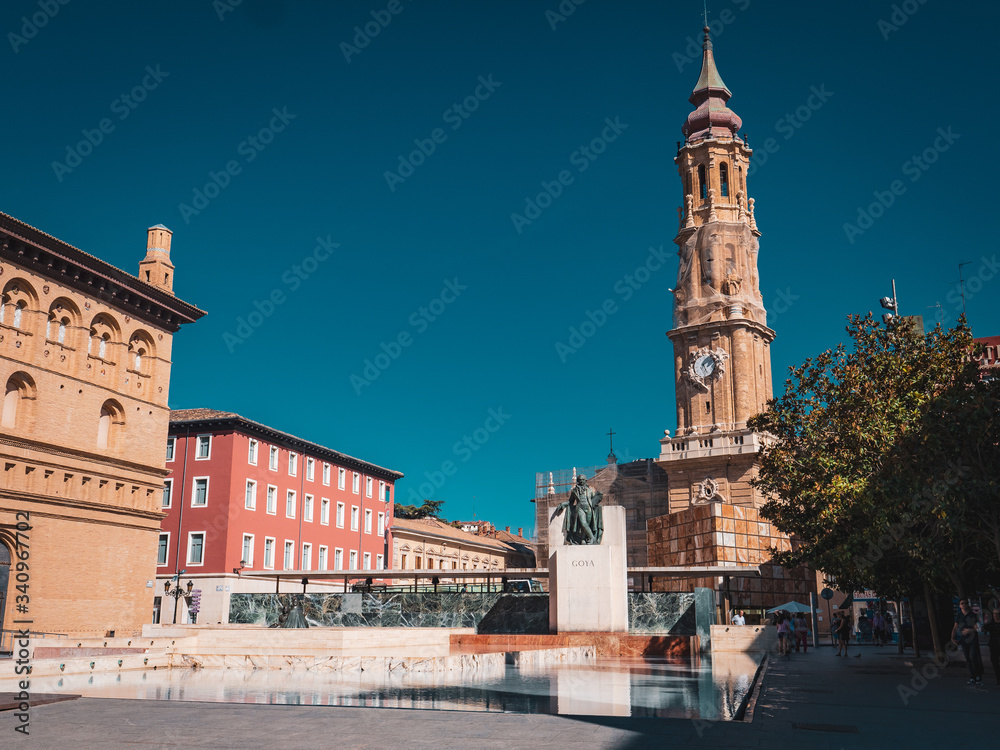 Naklejka premium Plaza del Pilar in Zaragoza, Spain