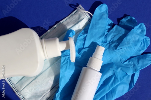  Hand spray, white tube for disinfection, mask and gloves