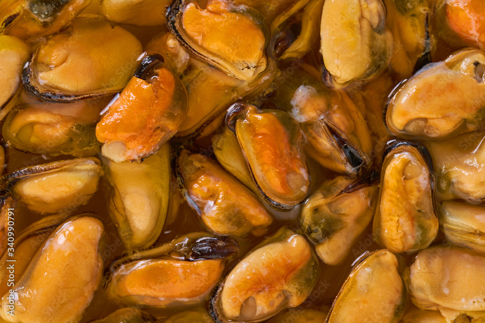 Fototapeta premium peeled mussel texture closeup