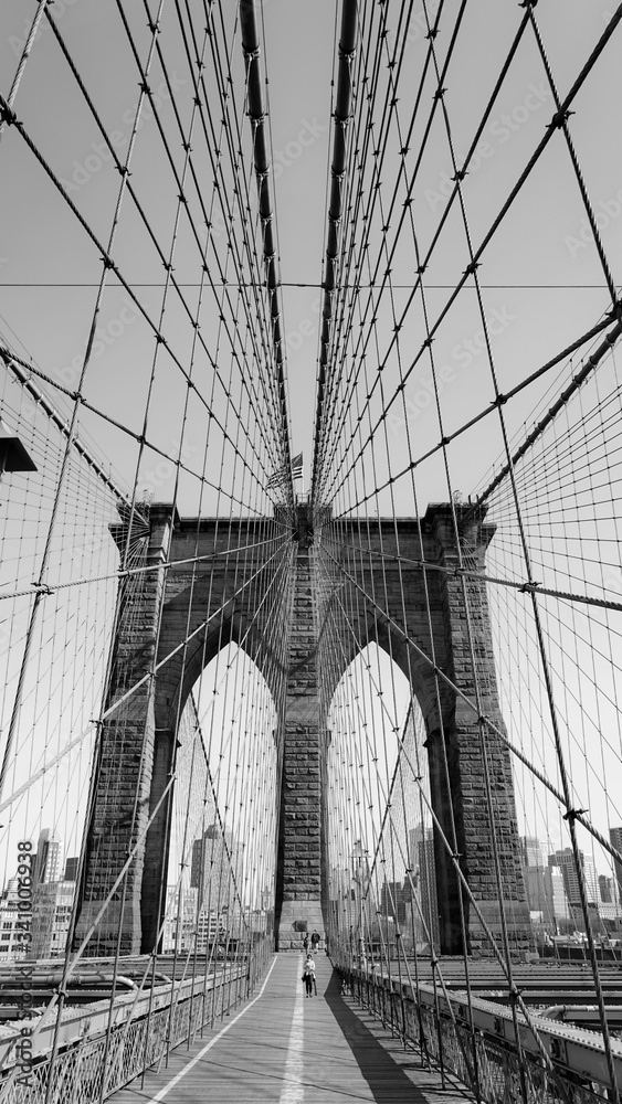 Naklejka premium Brooklyn Bridge View do Suspension Cables