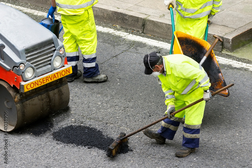 Photos construction site with workers for road maintenance, potholes and paving resurfa