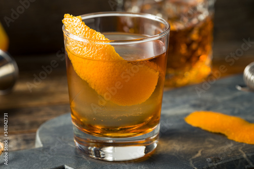Fotografering Refreshing Bourbon Old Fashioned Cocktail