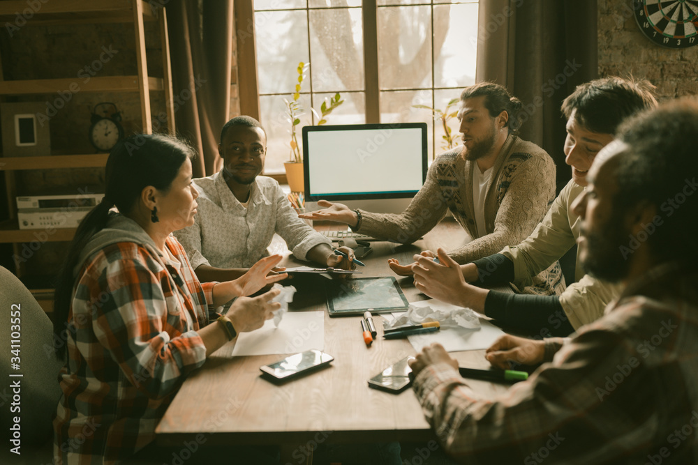 Fototapeta premium Multi-Ethnic Group Discussing Startup Project