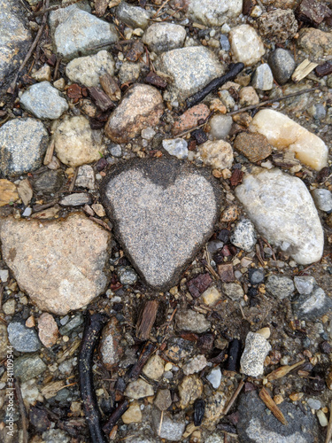 Heart rock