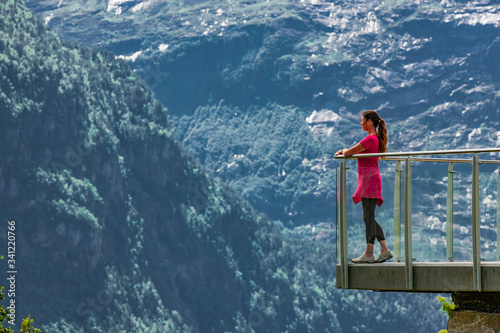 Geirangerfjord vom Aussichtspunkt bei Hellesylt