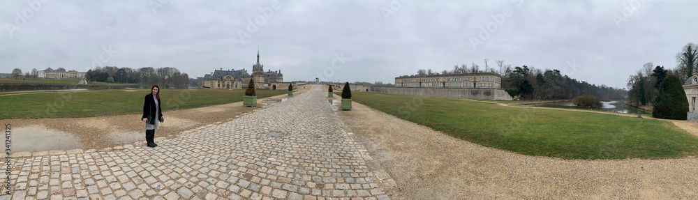 chantilly castle