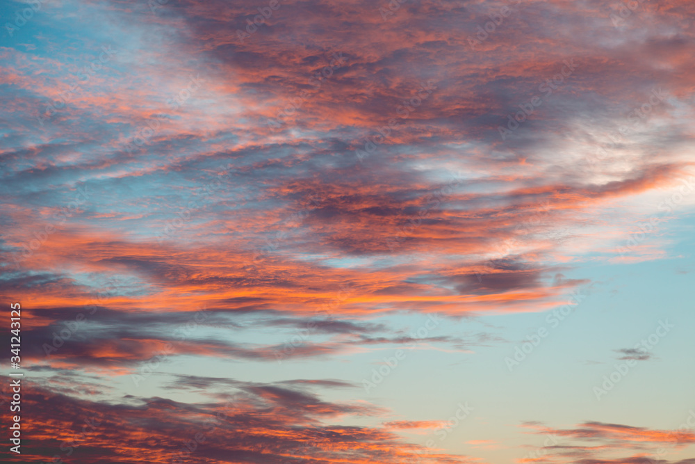 Fototapeta premium Colorful Sunset sky with coulds