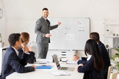 Businessman giving presenta...