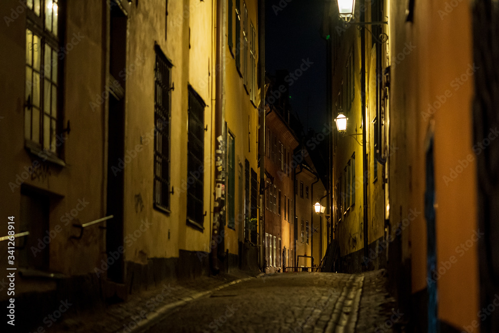 Casco histórico de Estocolmo de noche.