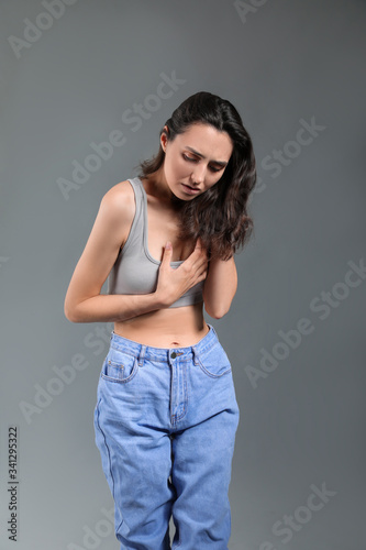 Young woman with anorexia o...