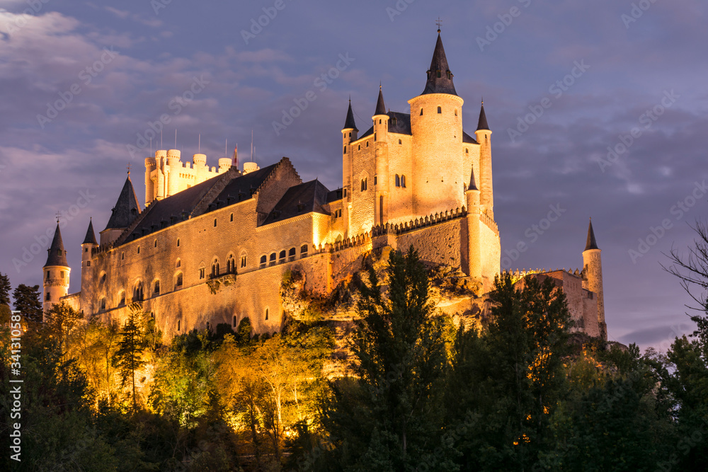 The famous Alcázar de Segovia, one of the best preserved castles in Spain
