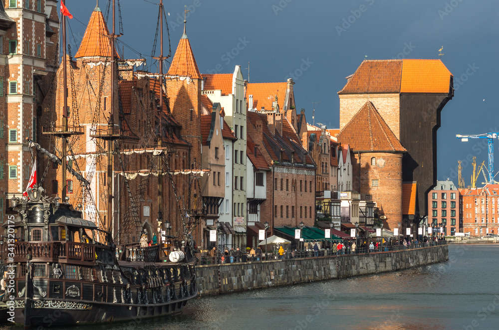 Fototapeta premium Wiew of the Old Town of Gdansk, Poland
