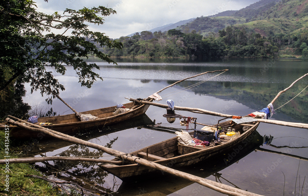 Barque de pêcheurs, Lac Kivu, République démocratique du Congo, Rwanda
