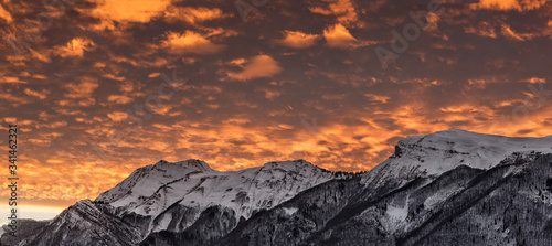Принти на полотні Sunset with mountains covered in snow in the French Alps