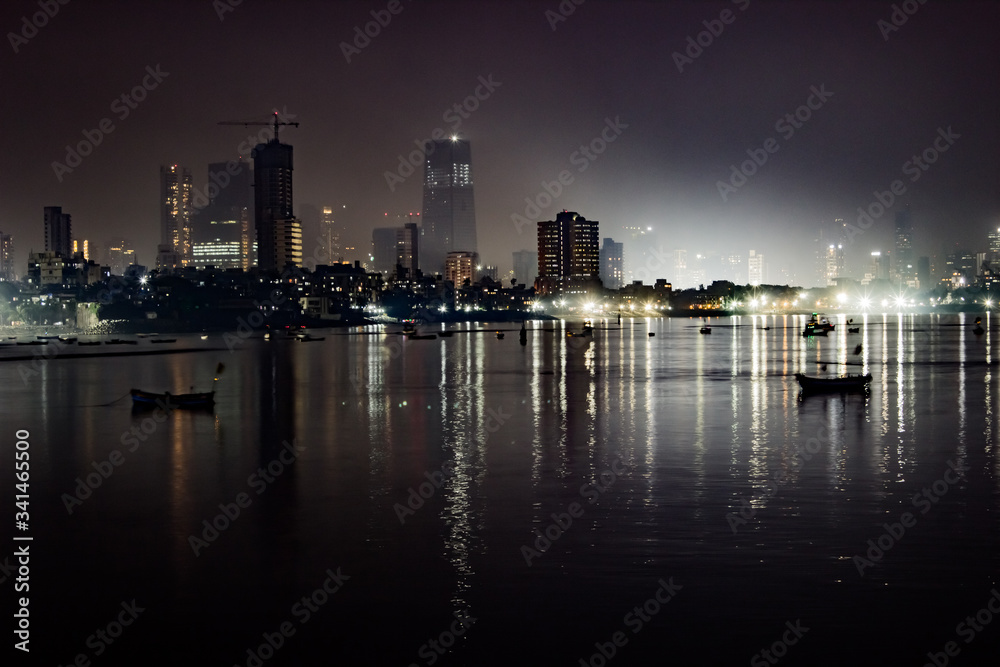 chicago skyline at night