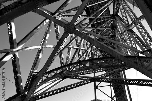 Ponte Dom Luís I Porto © Vincenzo