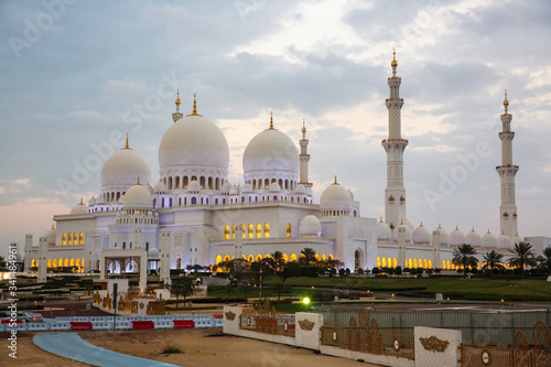 Sheikh Zayed Mosque in Abu Dhabi, United Arab Emirates - detail of columns