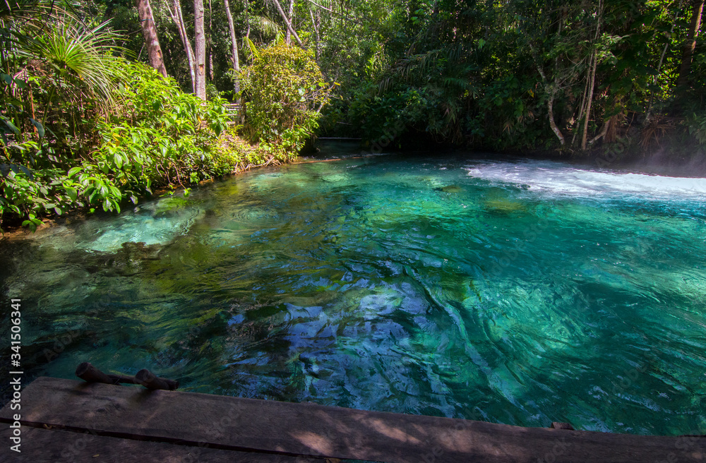 Fototapeta premium The Formiga River (Rio Formiga), with its clear, turquoise water, perfect for swimming and snorkelling. One of Jalapao attractions.