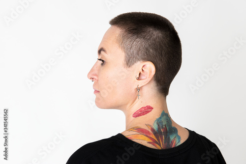Slika na platnu Cool skinhead tattooed woman