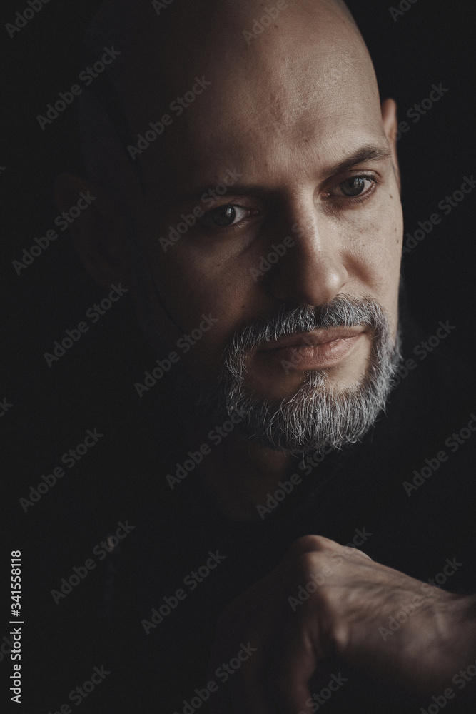 Fototapeta premium Man in sweater shaved bald head, white beard
