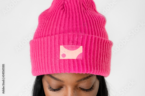 Εκτύπωση καμβά Black woman wearing a hot pink beanie mockup