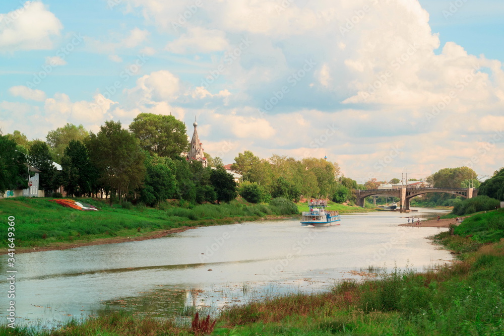 Vologda,tourists on the river Vologda,tourists on the river
