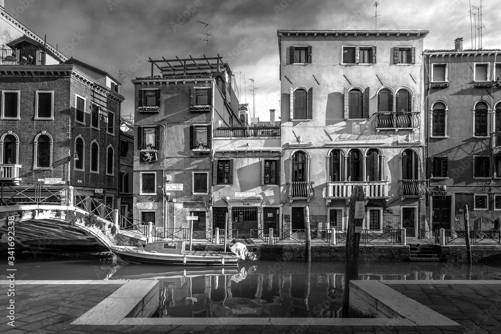 Fototapeta premium venice italy old town
