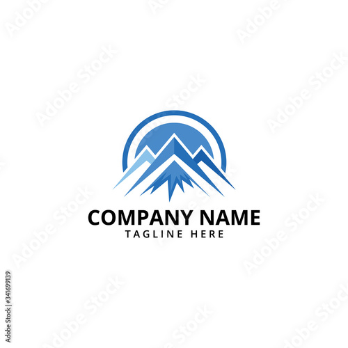 Mountain Logo Template. Vector Illustrator.