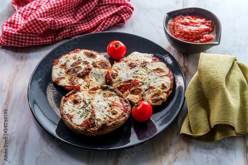 Gluten-free Pizza Mushrooms photo