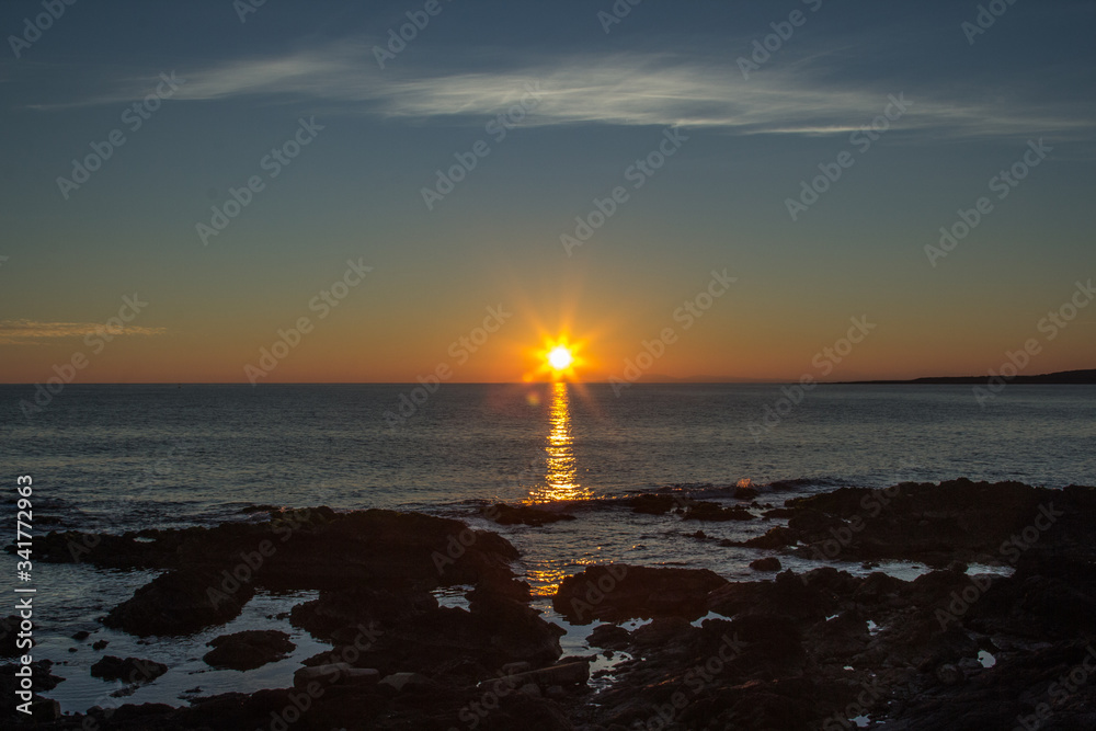 Fototapeta premium Sunset at the beach of the city of punta del Leste in Uruguay
