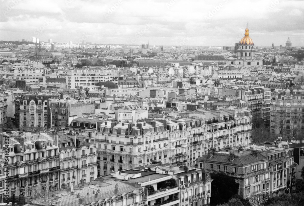 Panorámica de París. Francia. Paisaje urbano.