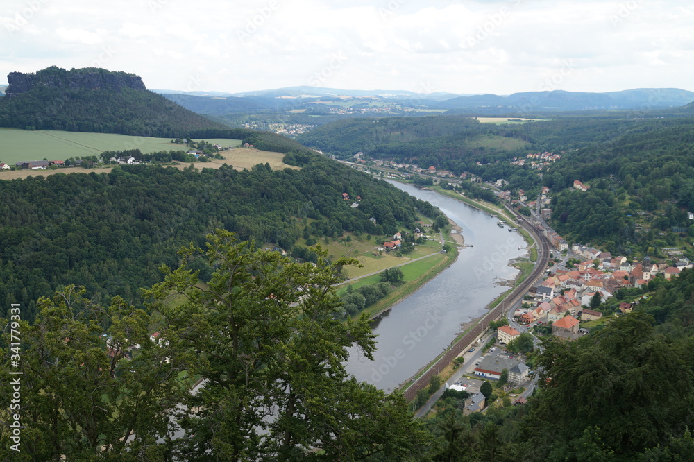 Fototapeta premium fortress Keningstein Königstein Elba River
