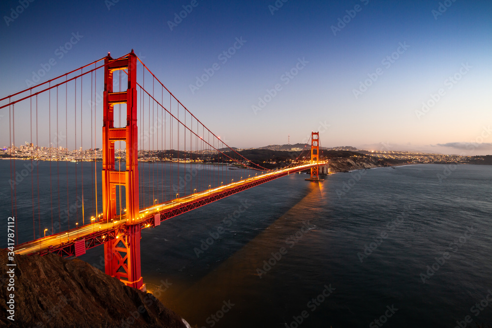 Obraz premium Golden hour Golden Gate Bridge