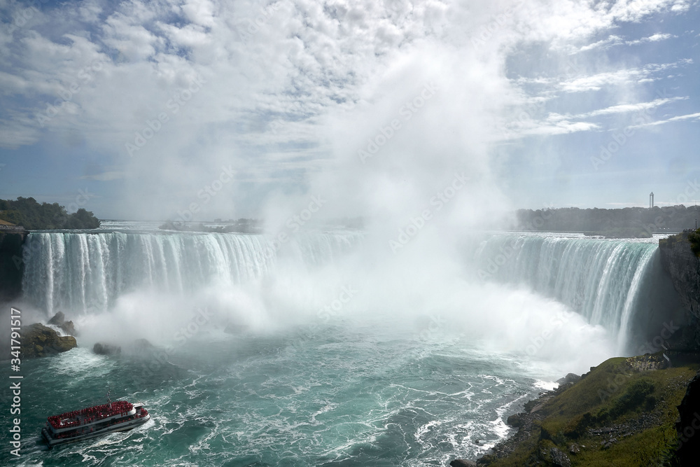 A boat approaches Niagara Falls