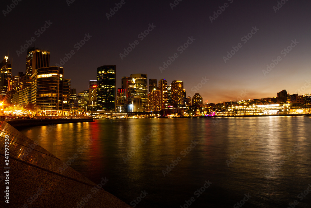 Fototapeta premium Downtown Sydney At Night