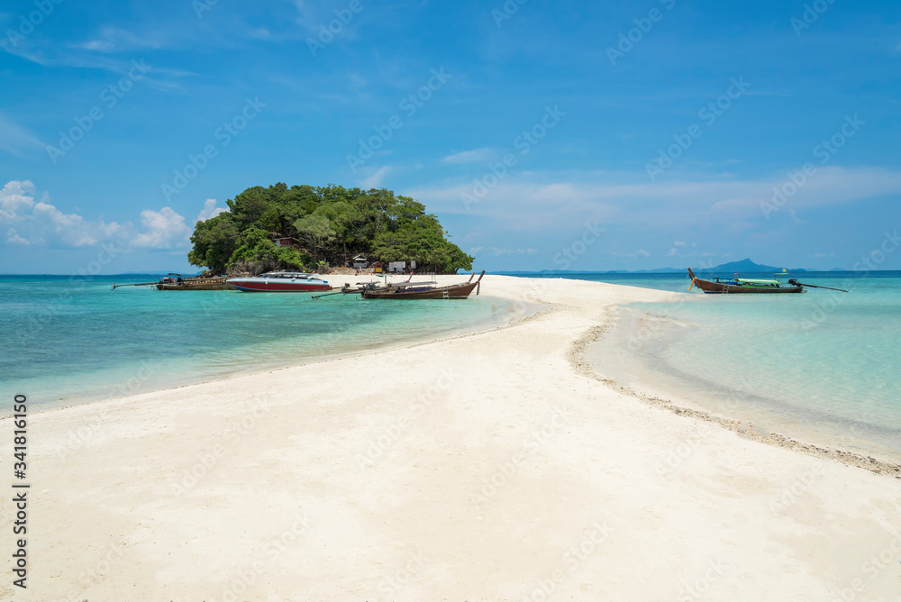 Fototapeta premium Koh Kai, Koh Tub & Koh Mor, Krabi, Thaiand.