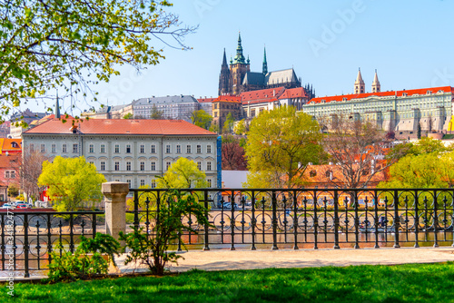 Obraz na plátně Scenic view of Prague Castle, Czech: Prazsky Hrad, from Vltava River embankment