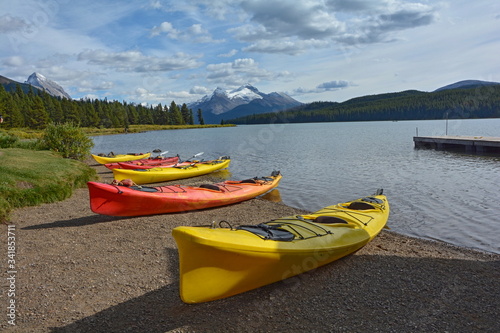 Fototapeta Naklejka Na Ścianę i Meble -  Kayaks on Lake Maligne in the Rocky Mountains, Alberta, Canada