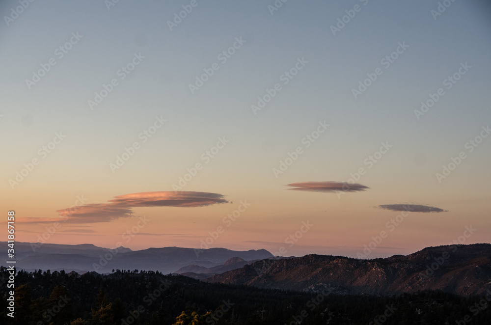 Paisaje con  nubes