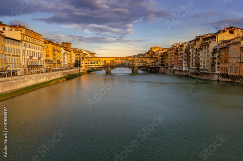 italy florence ponte vecchio on arno river