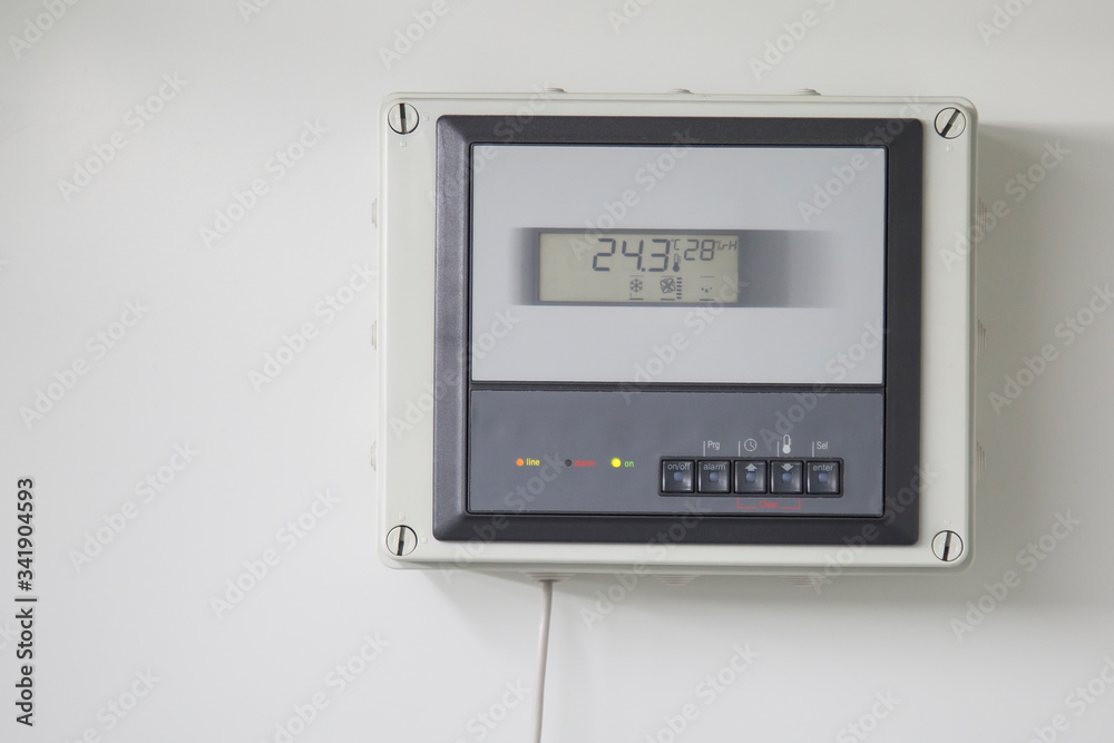 thermostat in fabric laboratory thermostat in fabric laboratory
