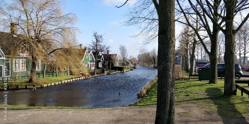 Obraz premium canal in amsterdam