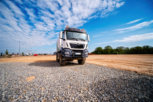 Lkw auf baustelle photo