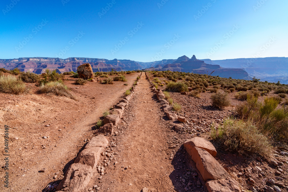 hiking the south kaibab trail at skeleton point in grand canyon national park, arizona, usa