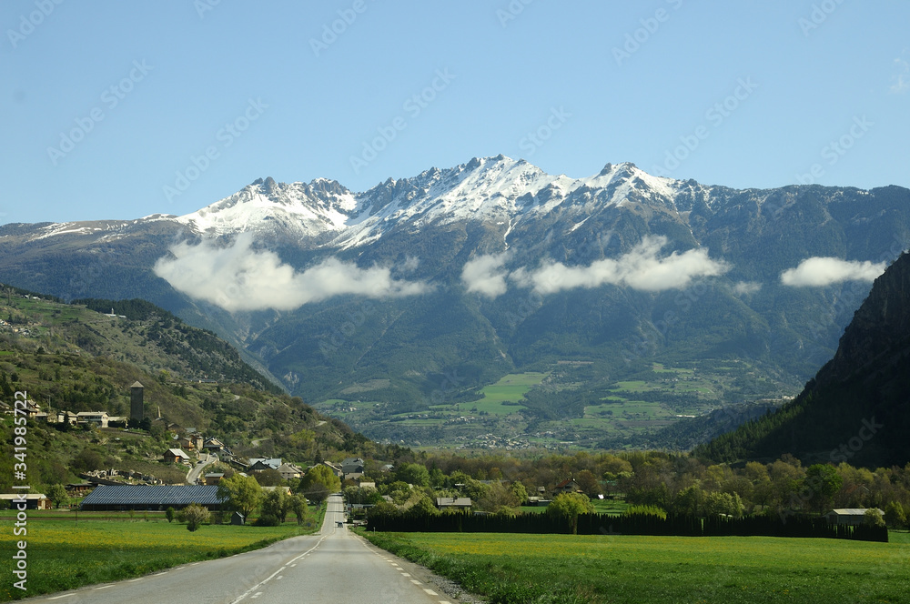 Route de Montagne dans les Alpes
