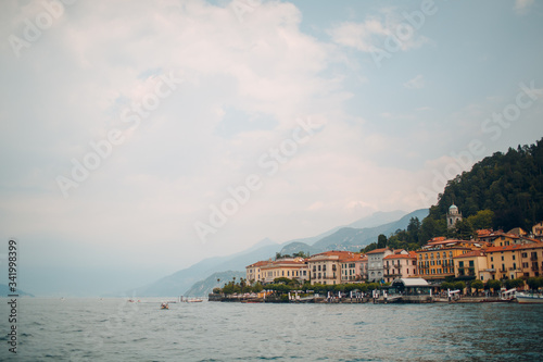 Fototapeta Naklejka Na Ścianę i Meble -  Como, Italy. Villa on lake coast.
