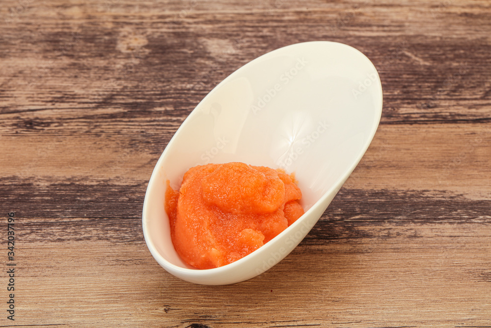 Cod fish roe in the bowl