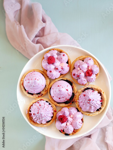 Blueberry tartlets with berry meringue, summer cake