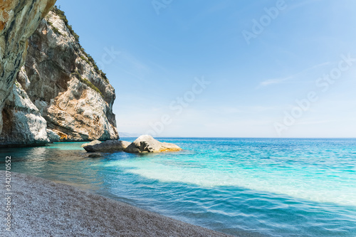 high cliff in Cala Mariolu