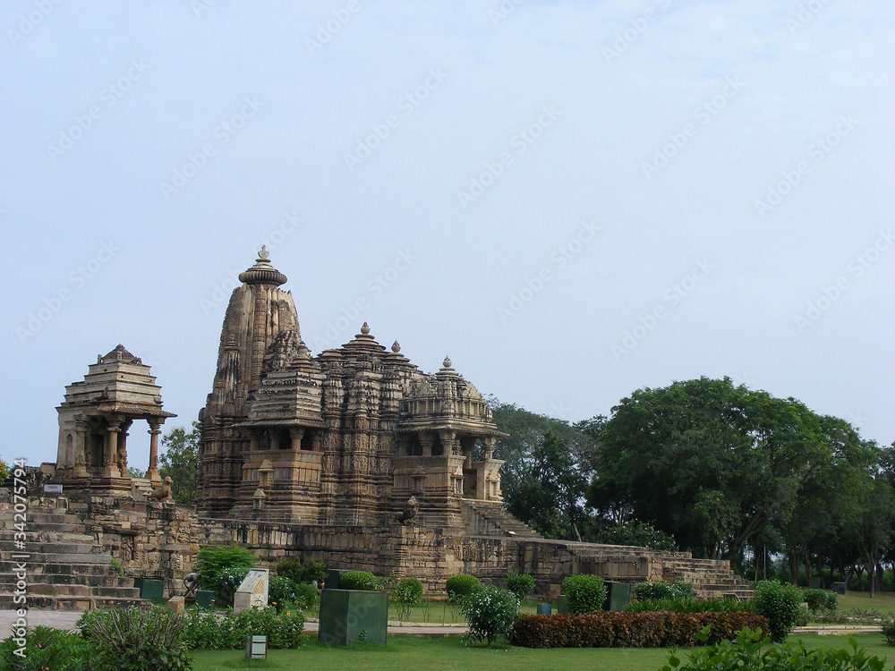 i palazzi e le sculture erotiche di Khajuraho in india i palazzi e le sculture erotiche di Khajuraho in india
